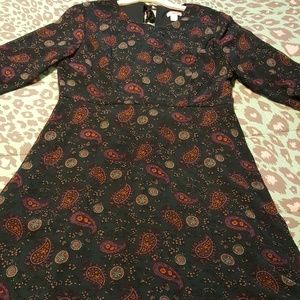 Paisley hunter green dress.